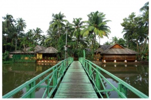 Mostek nad laguną Kadappuram